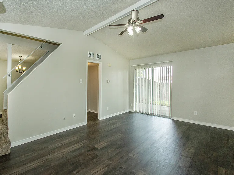 12833 Pandora Dr — Photo 7