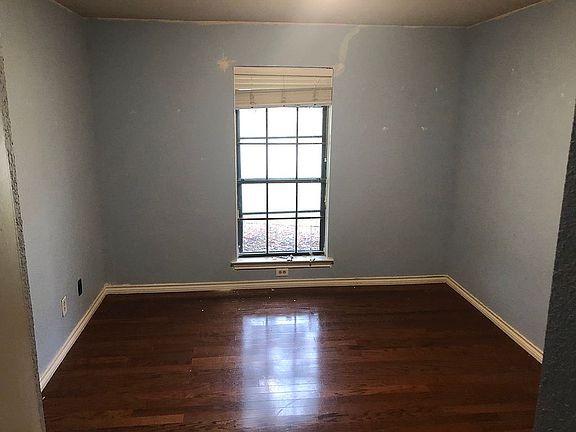 4th image of 1903 Sierra Dr