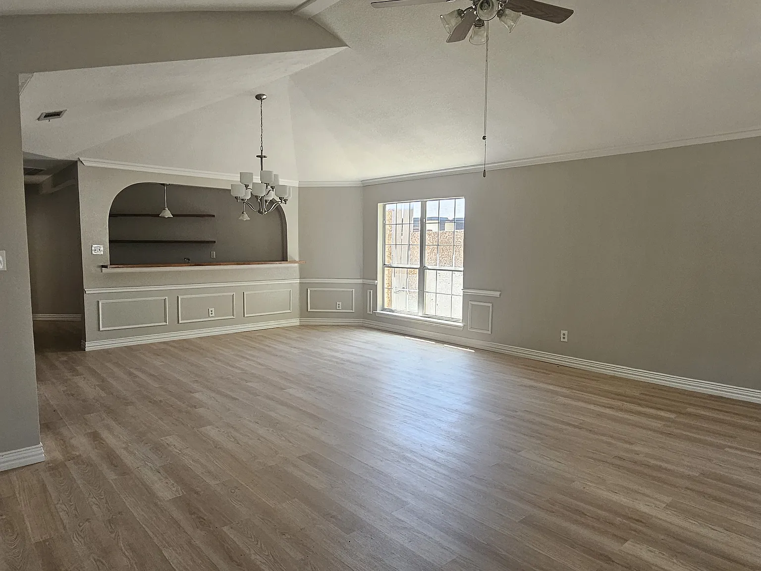3 bed, 1485 sqft, $2,100 — Photo 4
