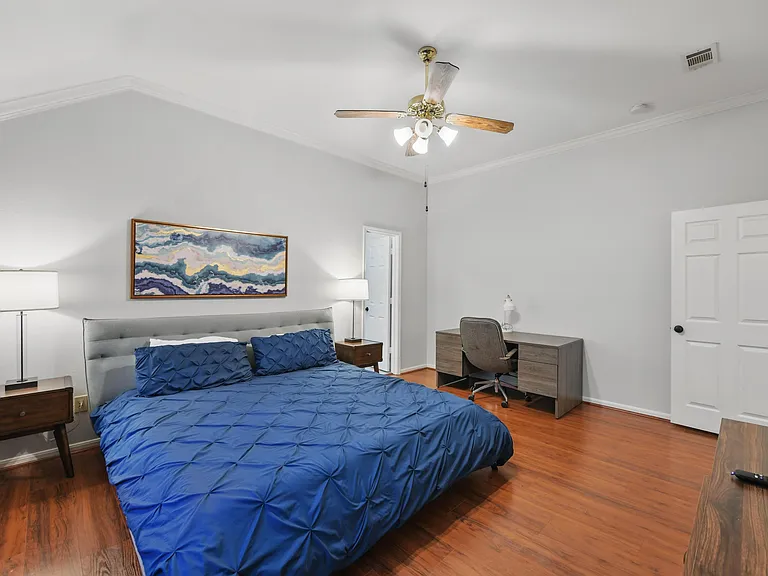 2432 Covington Dr — Photo 27