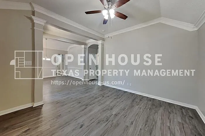 2209 Laura Elizabeth Trl — Photo 9