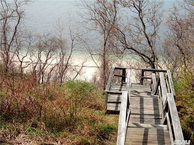 2nd image of 436 Sound Shore Rd