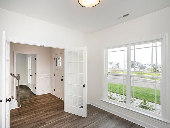 7th image of this home