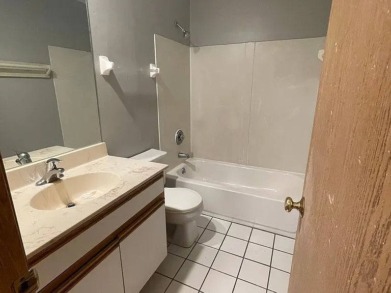 72 Chittenden Ave — Photo 37