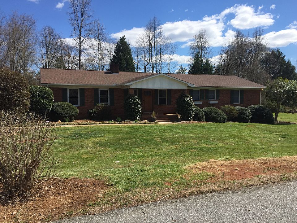 1st image of 1570 Gloster Ln
