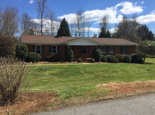 1570 Gloster Ln, Lincolnton, NC 28092