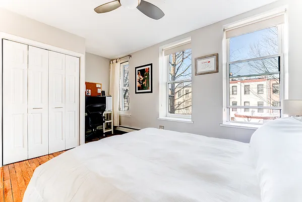 Sold by Compass | media 4