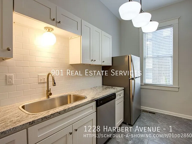 1228 Harbert Ave #1 — Photo 6