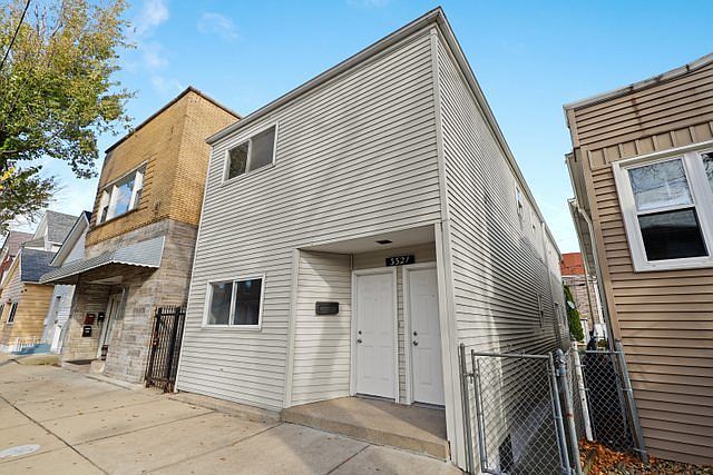 1st image of 3321 S Lituanica Ave
