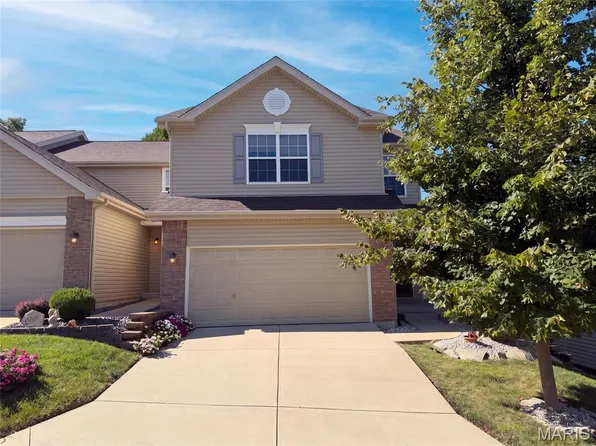 5128 Suson Ridge Dr, Saint Louis, MO 63128