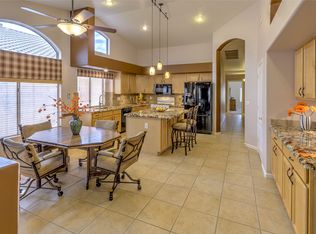 5615 Ponderosa Dr, West Des Moines, IA 50266