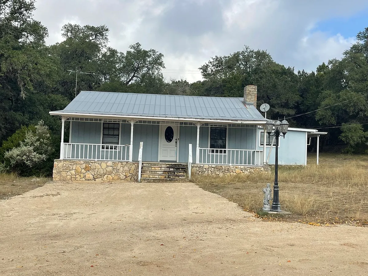 Building Photo - 541A Buck Trl