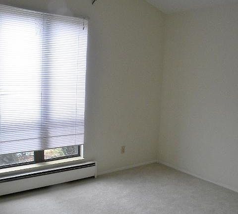 3rd image of 107 Blackbird Way