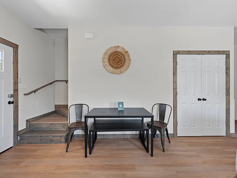 705 N 15th St #B — Photo 7
