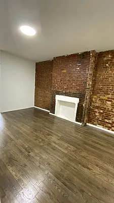 Rented by Compass | media 27