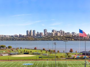 67 Route 5, Edgewater, NJ 07020