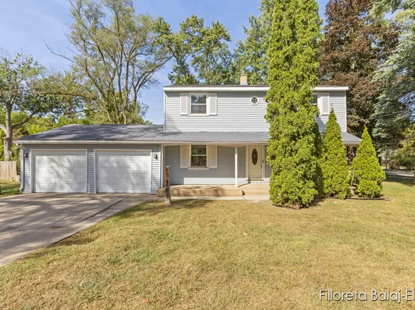 3413 Ivanrest Ave SW, Grandville, MI 49418