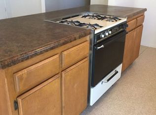 19609 Rose Ave, Tehachapi, CA 93561