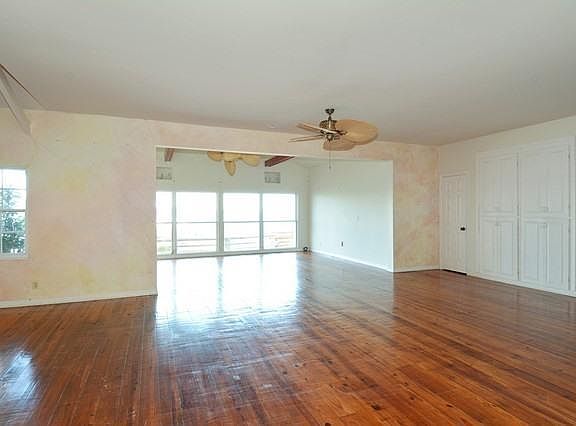 4th image of 3356 SE Cassell Ln