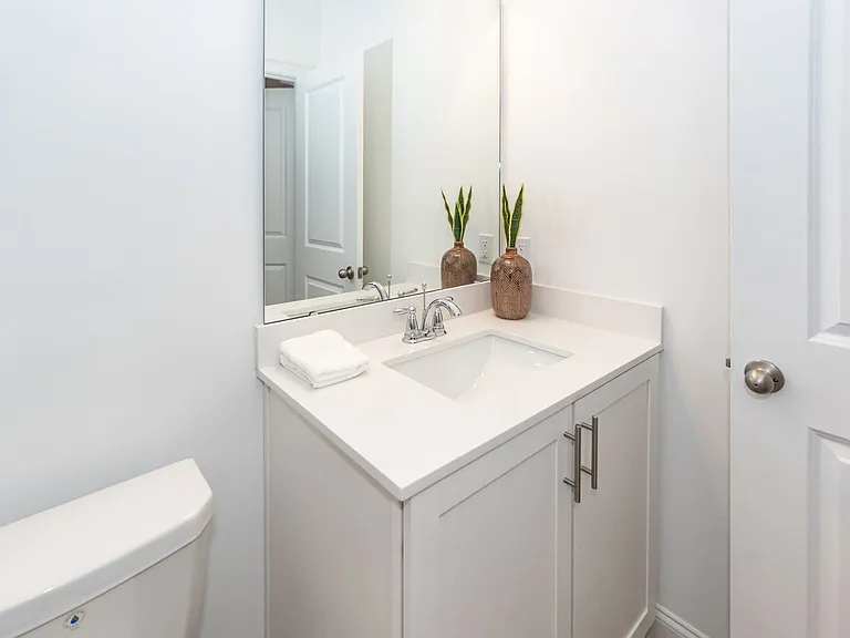302 Twin Rivers Dr — Photo 23