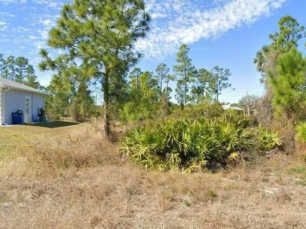 526 Aspen Ave S, Lehigh Acres, FL 33974