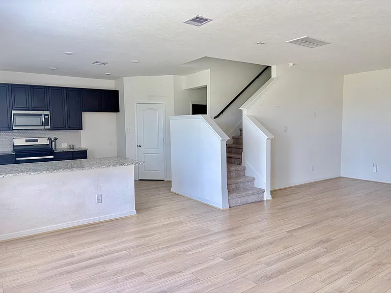 4841 Sun Falls Dr — Photo 34