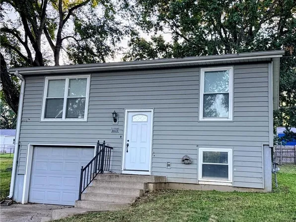 1622 N Emery St, Independence, MO 64050