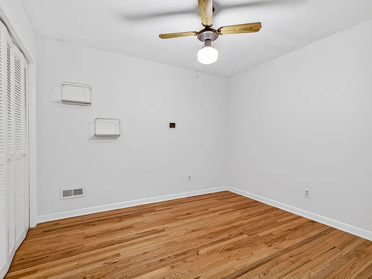 117 Pine Grove Ave — Photo 26