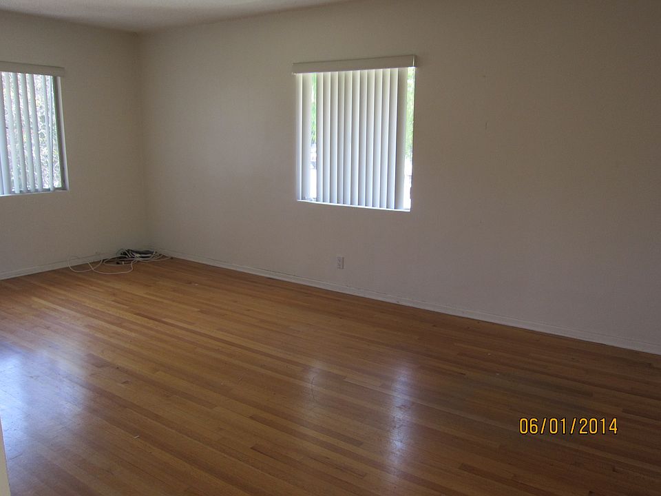 2nd image of 219 Palos Verdes Dr W