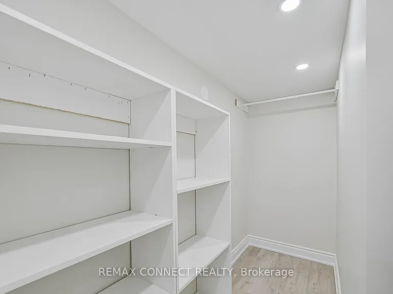 55 Taysham Cres — Photo 7