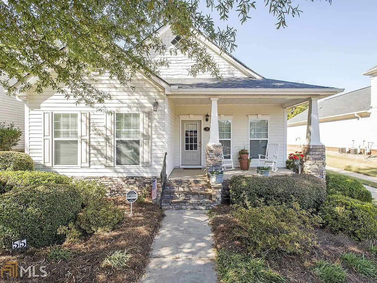55 Orchard Dr photo 1