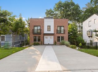 571 Hillside St #1, Ridgefield, NJ 07657
