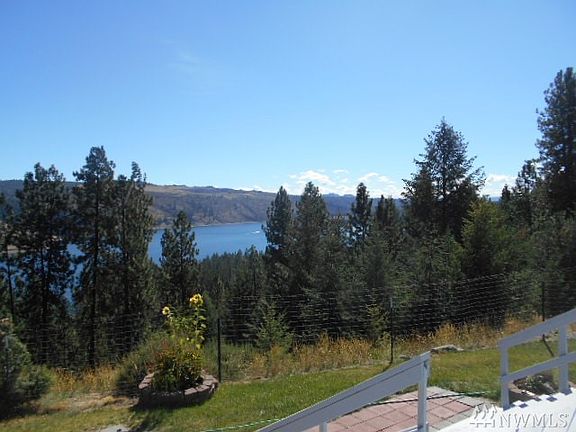 3rd image of 43326 Quill Dr N