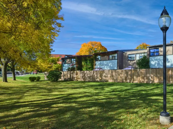 15 Blackfriar Ave #190, Toronto, ON M9R 3S5