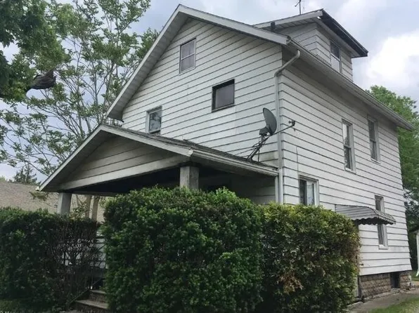 1205 Palmyra Rd SW, Warren, OH 44485