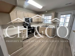 828 W Emerald Springs Dr, Boiling Springs, SC 29316