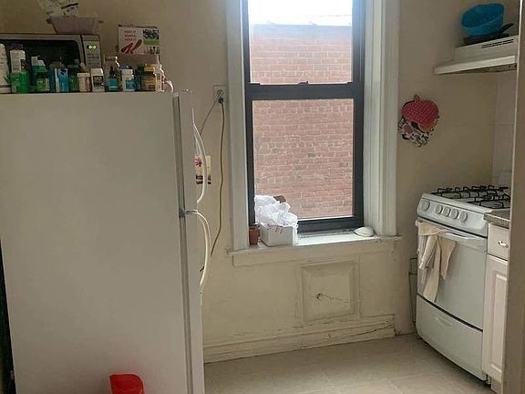 5th image of 43-25 44th St #B8