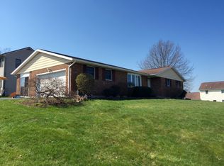 57 Red Hill Rd, Milton, PA 17847