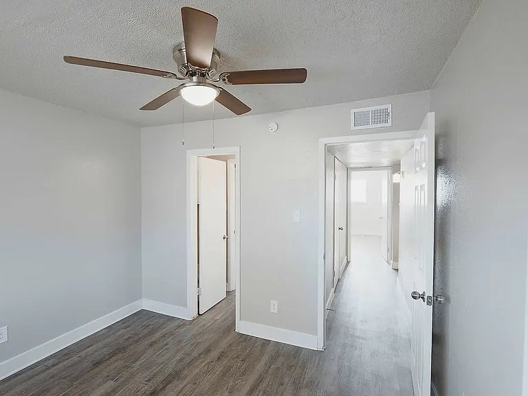 Arcata Townhomes — Photo 64