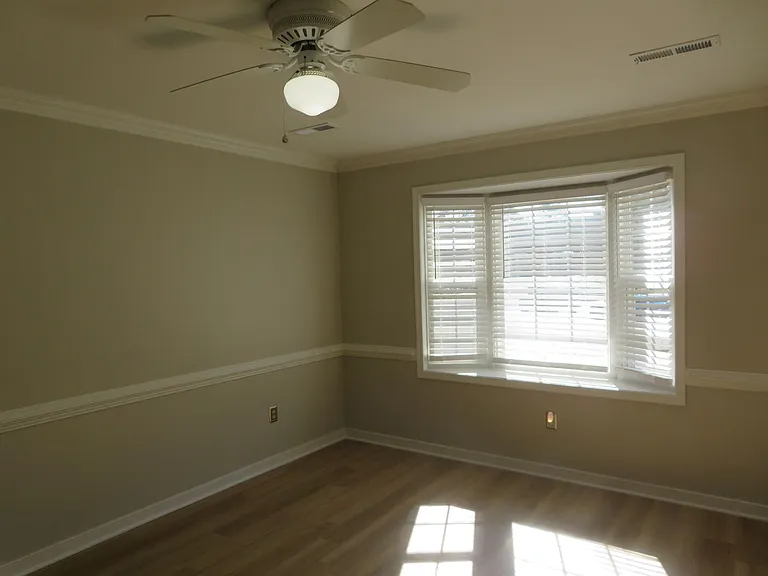 709-B Fort Hayes Ct — Photo 5