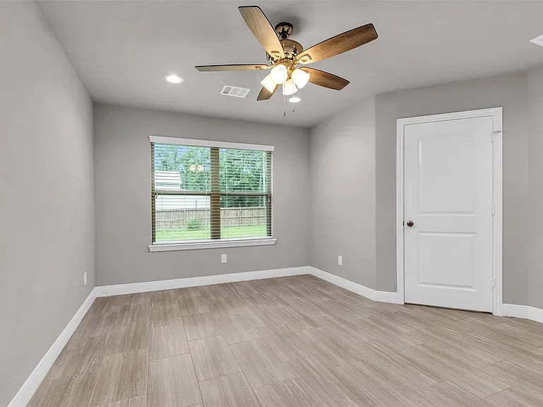 11158 Lake Dr — Photo 21
