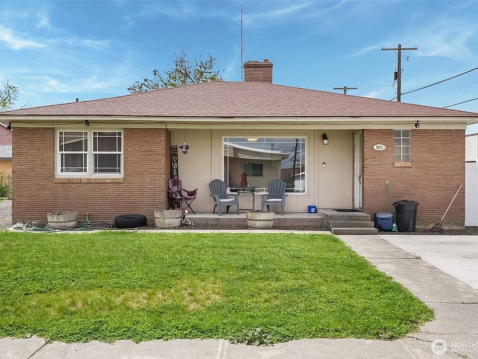 1st image of 320 S Gumwood Street