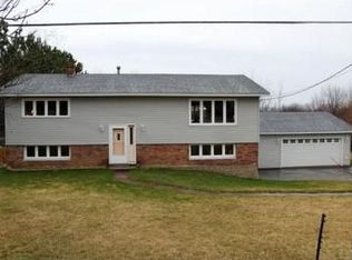 1910 Stanford Ave, Duluth, MN 55811