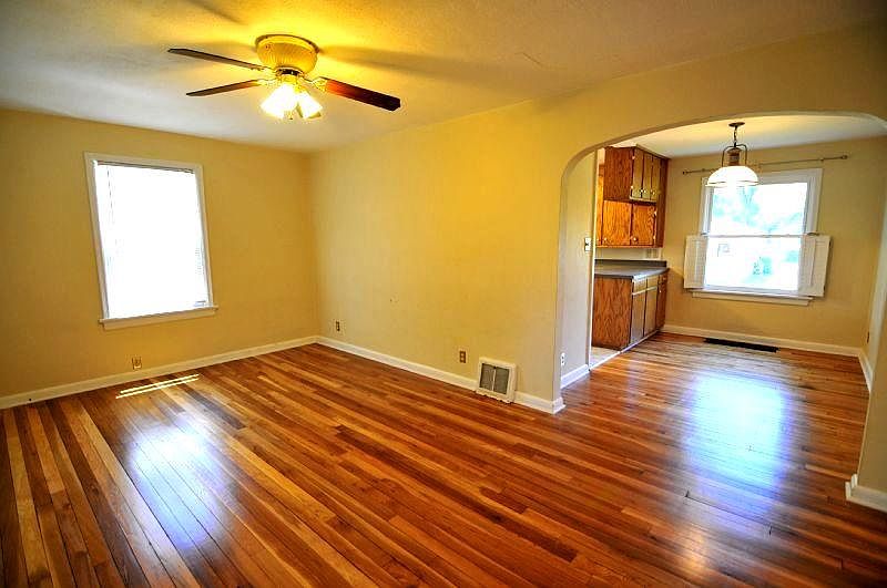 Living & Dining Area