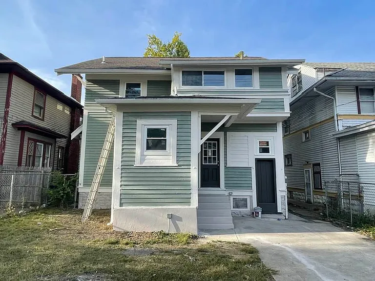 1506 W Grand Ave — Photo 34