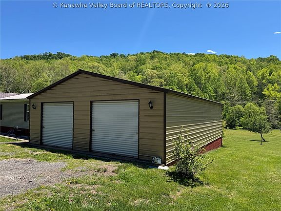 5th image of 1414 Ossia Rd