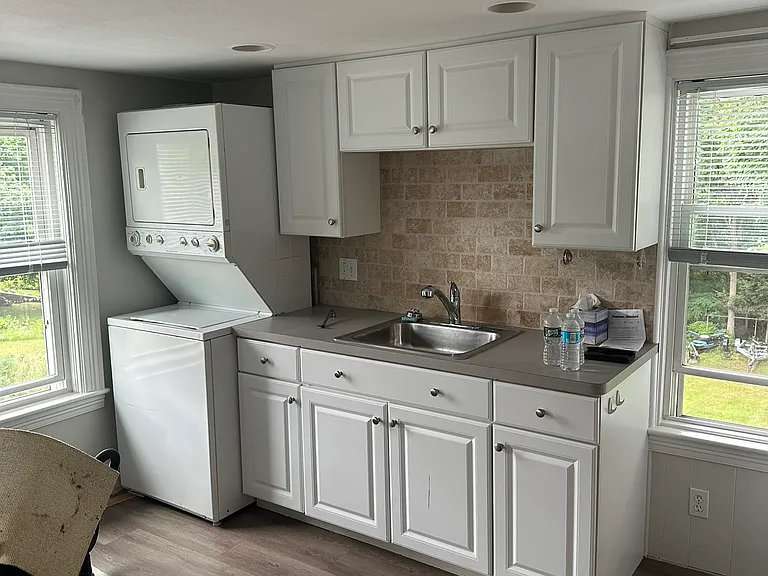 324 W Britannia St #3 — Photo 6