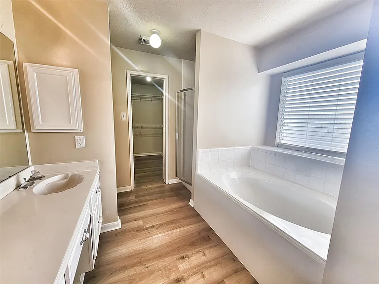 2715 Sailors Moon Dr — Photo 11