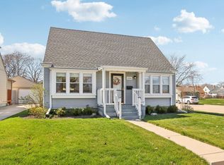 2300 Hayes Ave, Racine, WI 53405