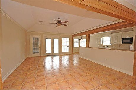 3rd image of 207 County Road 6401